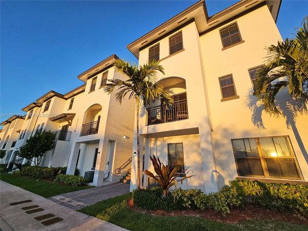 15520 SW 136th St , Unit 106, Miami, FL 33196