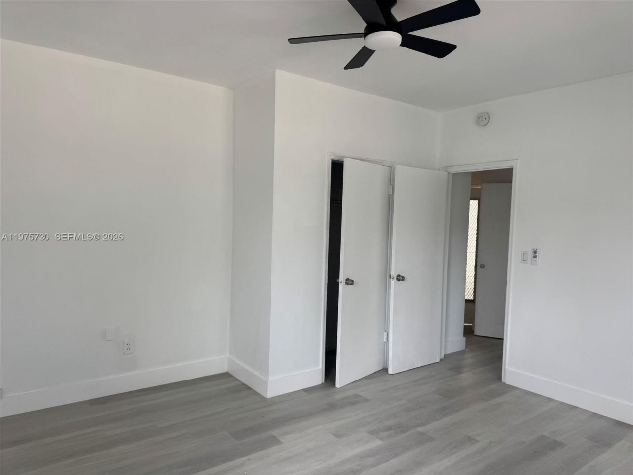 8420 Byron Ave , Unit 5, Miami Beach, FL 33141 Photo