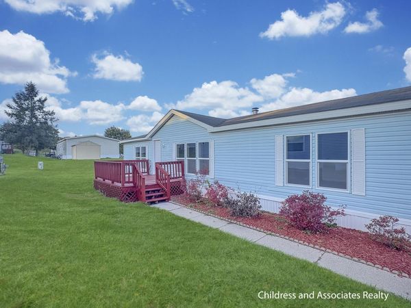 1491 Red Oak Lane NE, Belmont, MI 49306