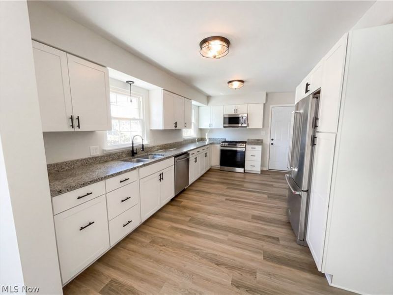 2330 Thurmont Road, Akron, OH 44313 Photo 2