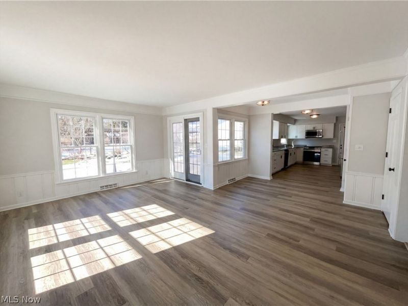 2330 Thurmont Road, Akron, OH 44313 Photo 8