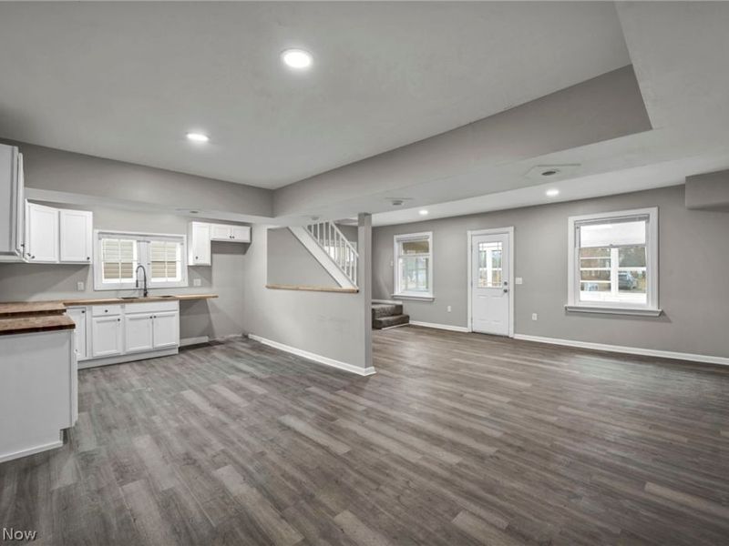 295 E 238th Street , Euclid, OH 44123 Photo 11