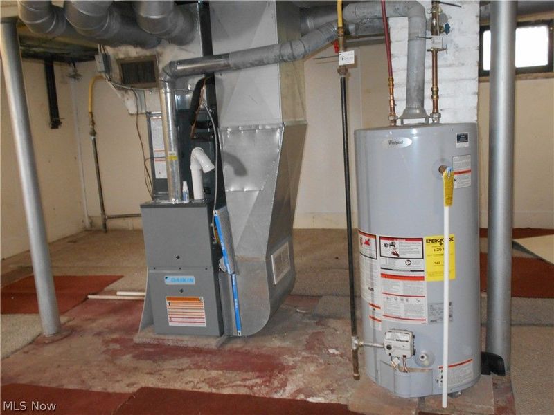 219 17th Street NW, Barberton, OH 44203 Photo 13