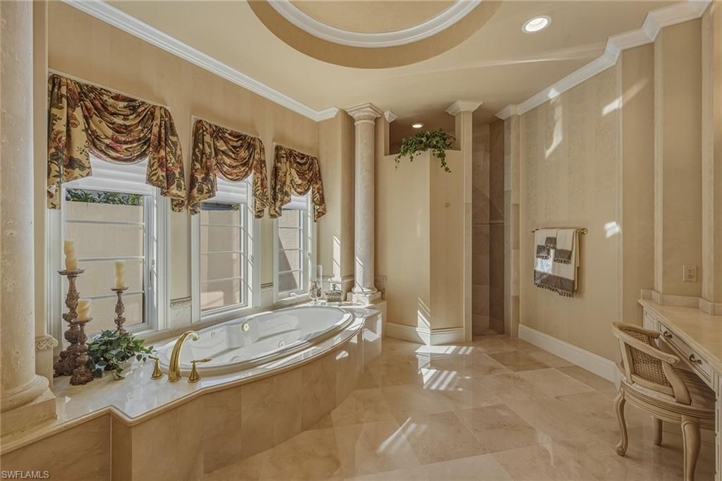 3840 Isla Del Sol Way, Naples, FL 34114 Photo