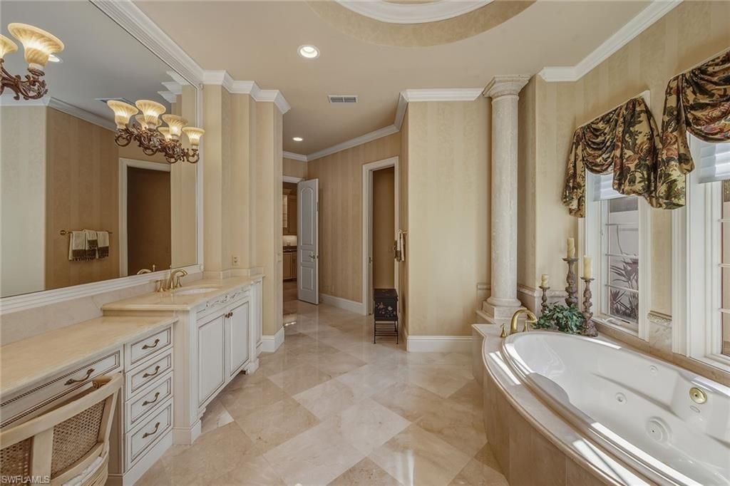 3840 Isla Del Sol Way, Naples, FL 34114 Photo