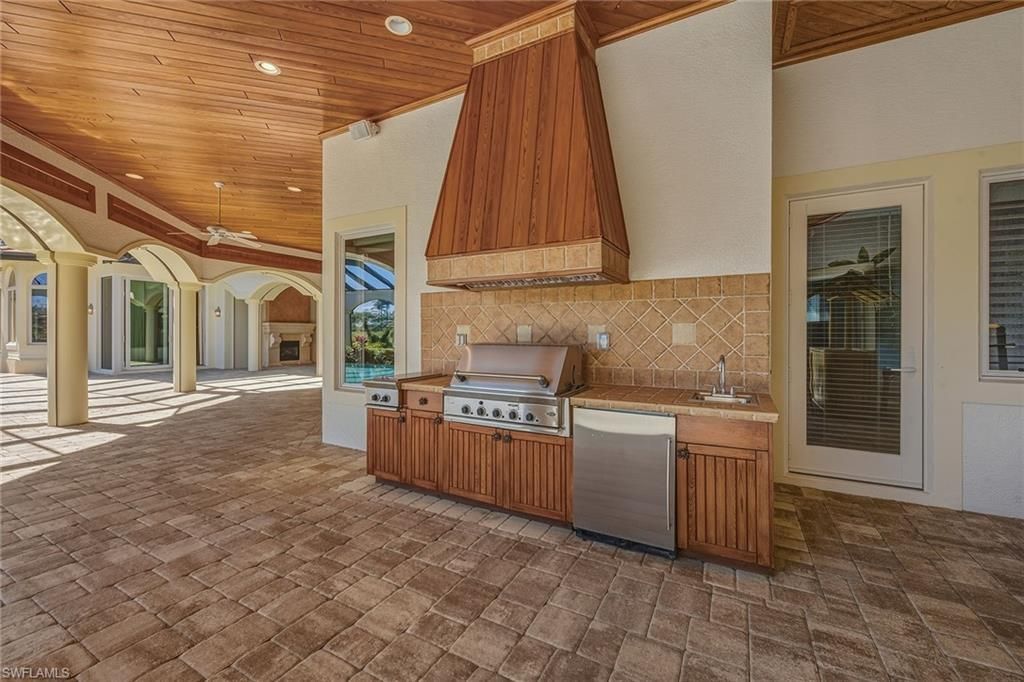 3840 Isla Del Sol Way, Naples, FL 34114 Photo