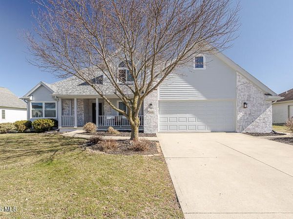 505 Pine Valley Drive, Bowling Green, OH 43402