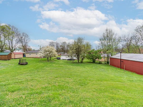 205 Lee Street , Glasgow, KY 42141