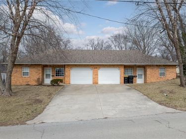 105 W Price Street, Savannah, MO 64485