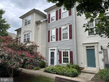 21759 DRAGONS GREEN SQUARE, ASHBURN, VA 20147