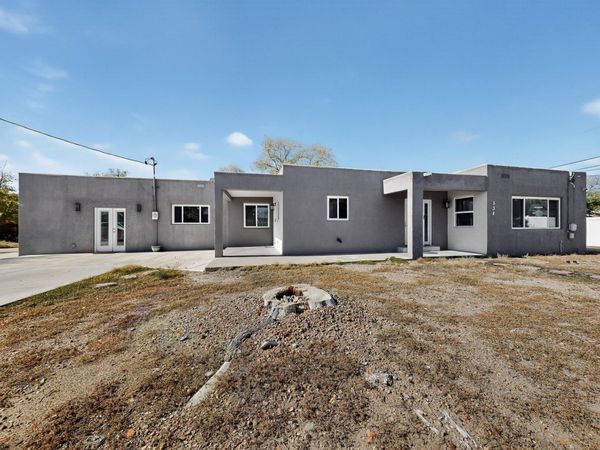 534 Muscatel Avenue NE, Albuquerque, NM 87107