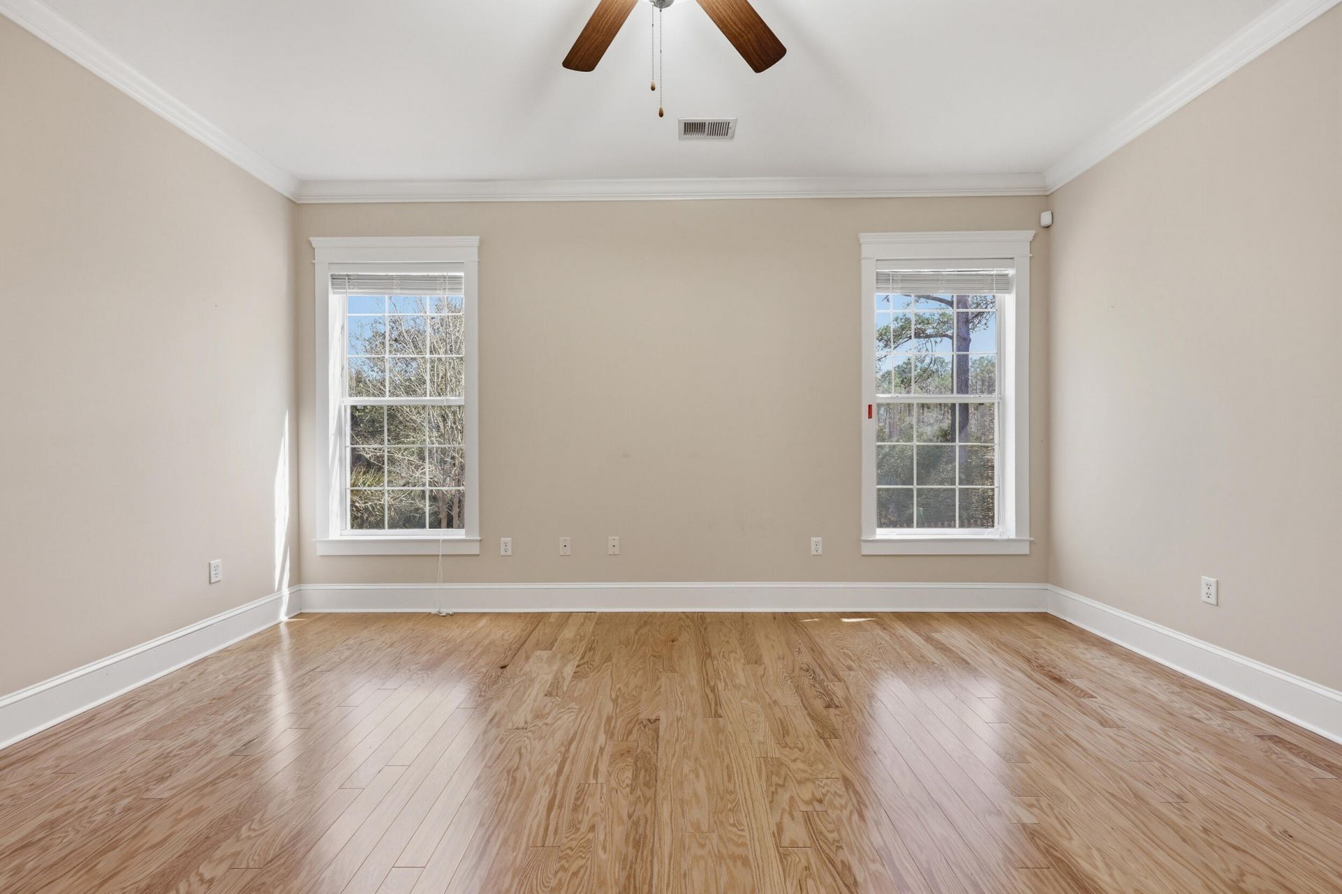 2384 Bergeron Way Photo 17