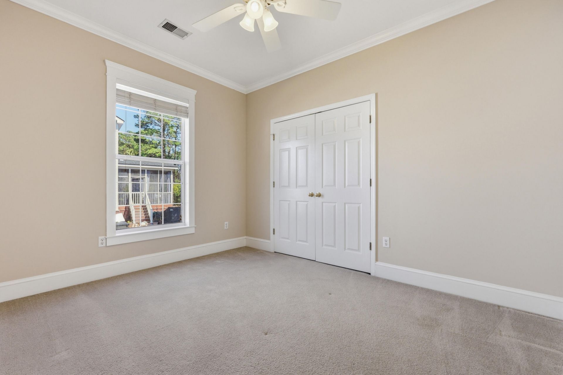 2384 Bergeron Way Photo 23