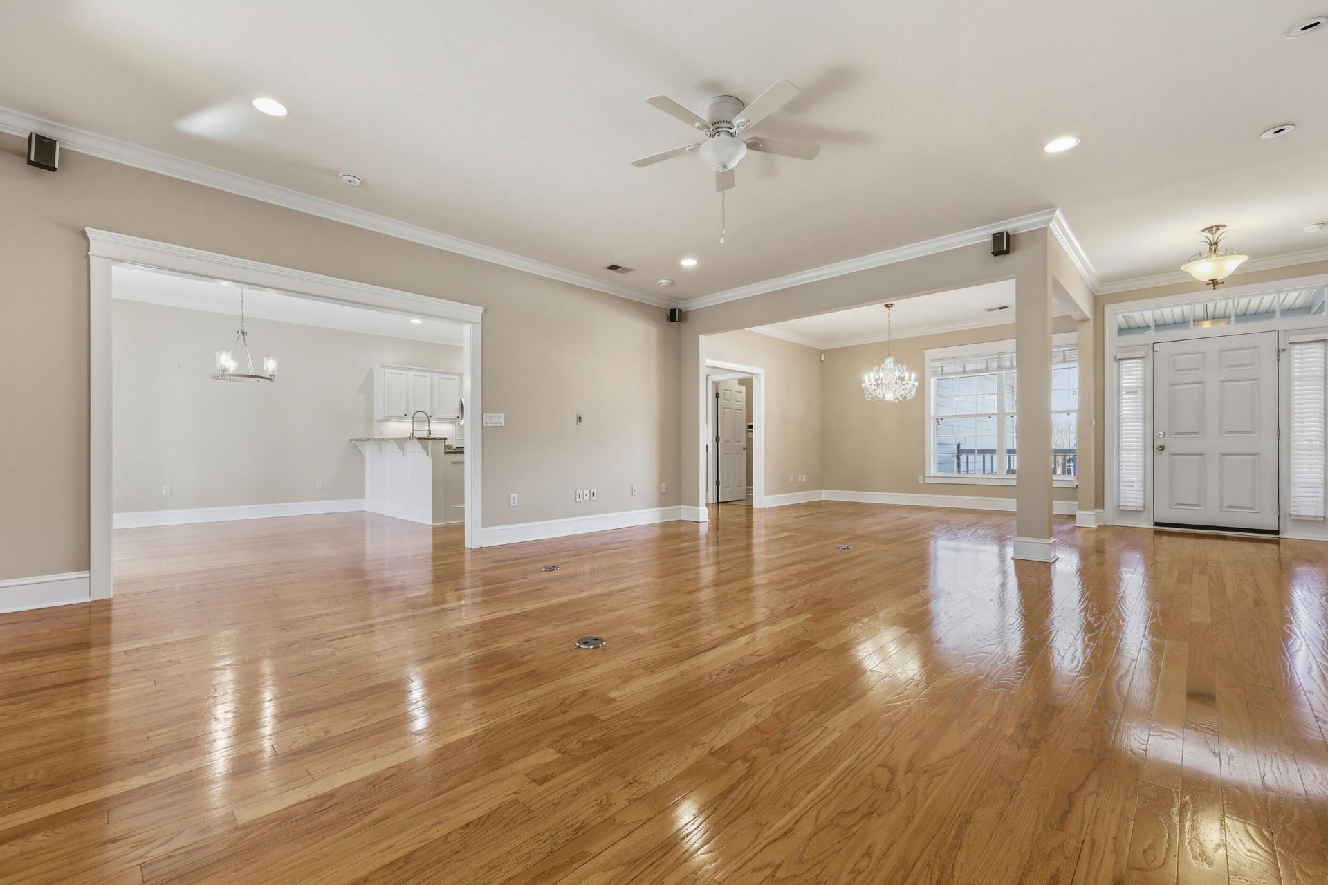 2384 Bergeron Way Photo 7