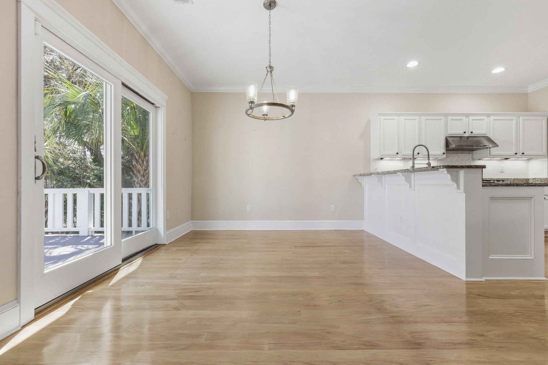 2384 Bergeron Way Photo 9
