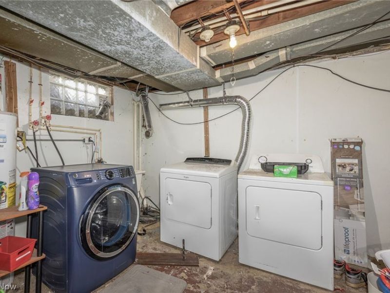 869 Packard Drive , Akron, OH 44320 Photo 22