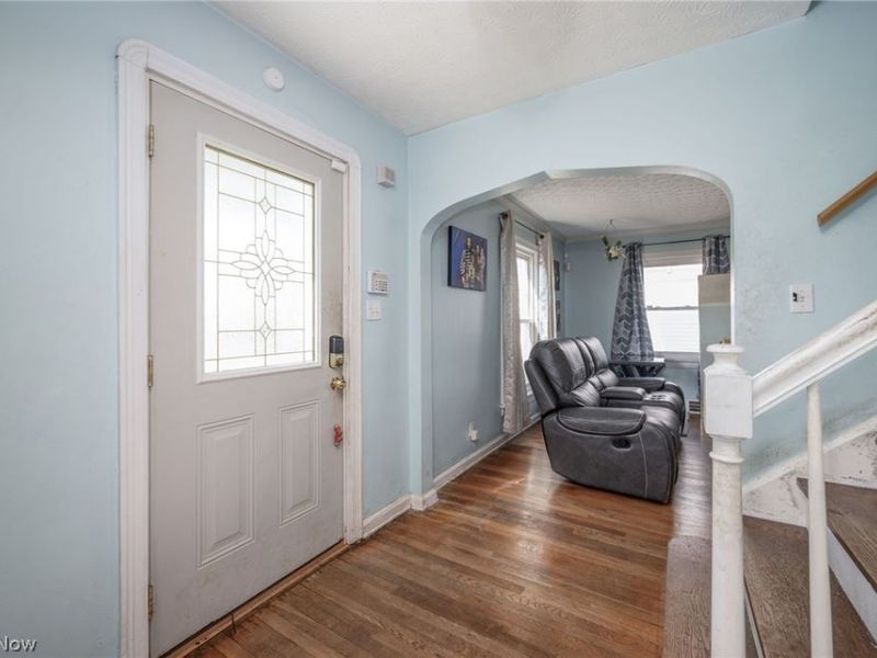 869 Packard Drive , Akron, OH 44320 Photo 3