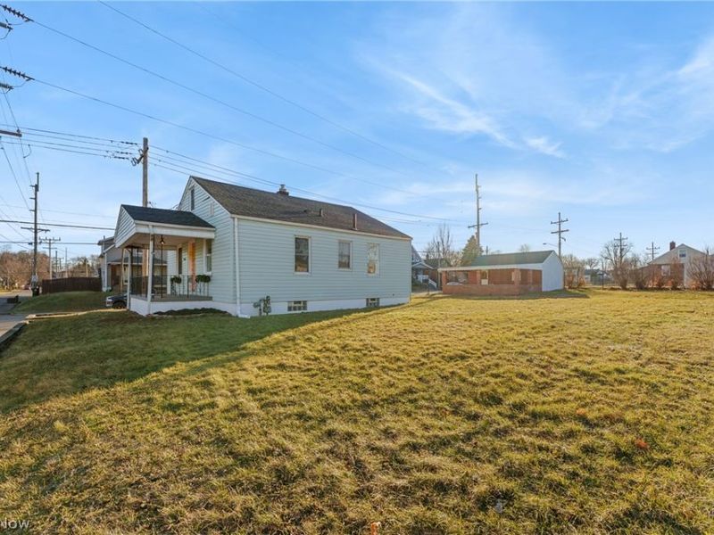 1653 Bedford Avenue SW, Canton, OH 44706 Photo 10