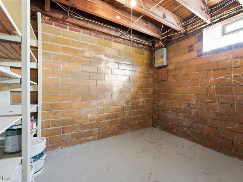 1653 Bedford Avenue SW, Canton, OH 44706 Photo 32