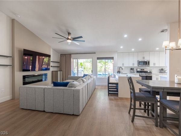 2548 Tumble Brook Drive , Las Vegas, NV 89134