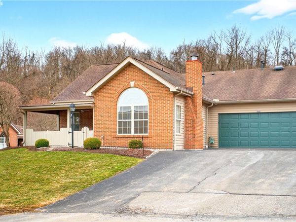 1481 Greenbriar Ct, South Park, PA 15129