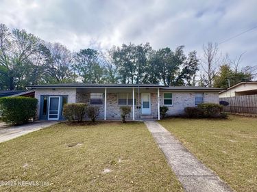 6868 MEDELLIN Court, Jacksonville, FL 32210