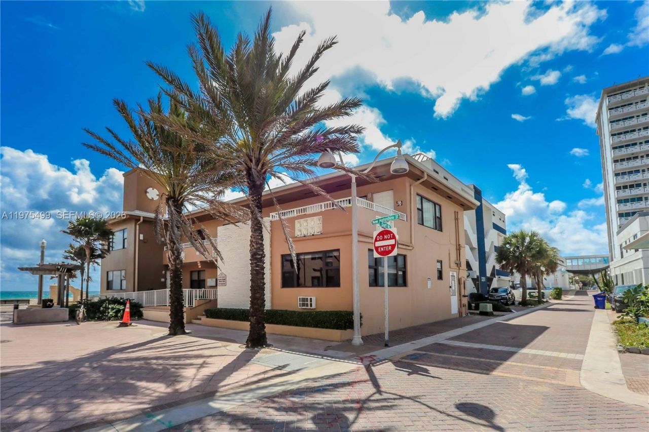 302 New Hampshire St , Unit 3AB, Hollywood, FL 33019 Photo