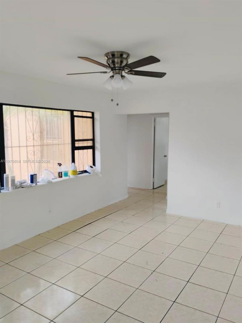 1590 NE 161st St, North Miami Beach, FL 33162 Photo