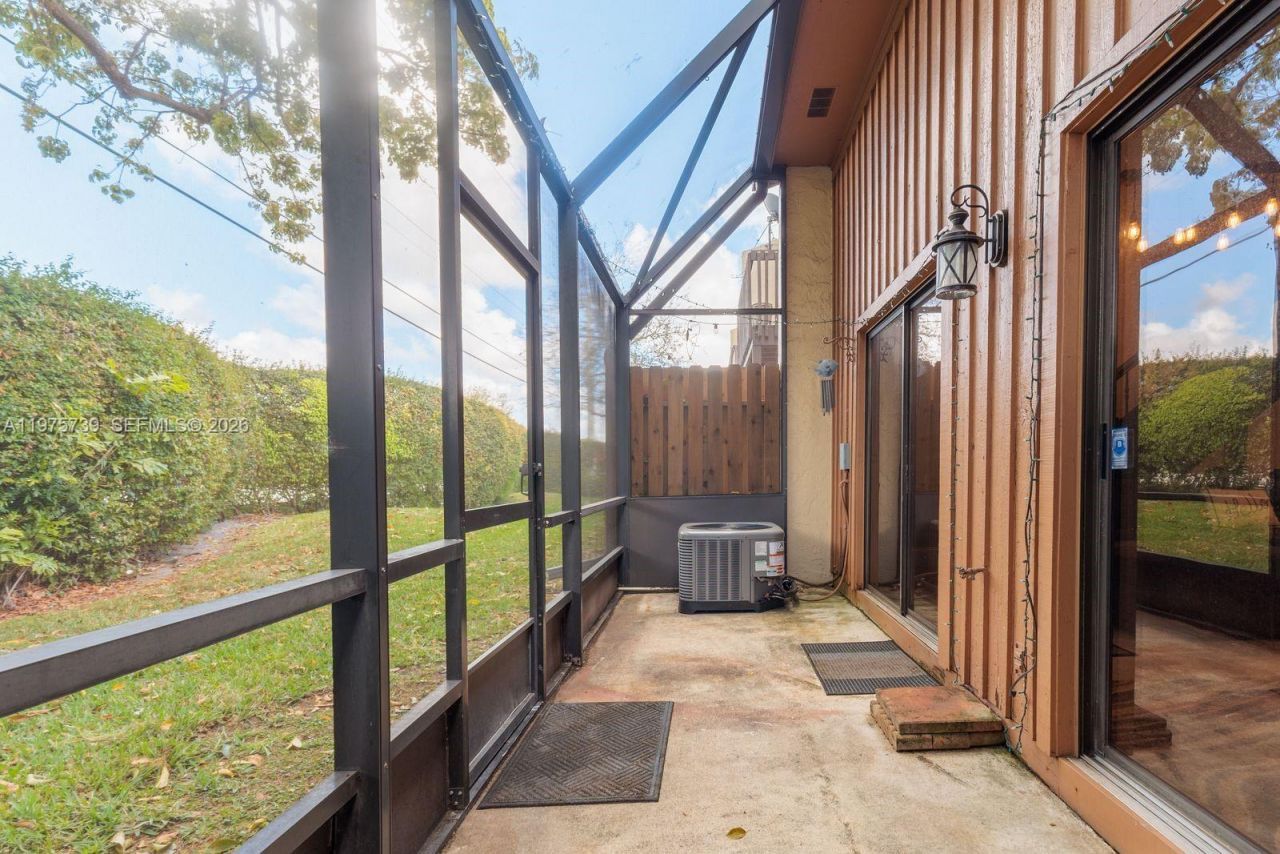 4169 S Pine Island Rd , Davie, FL 33328 Photo