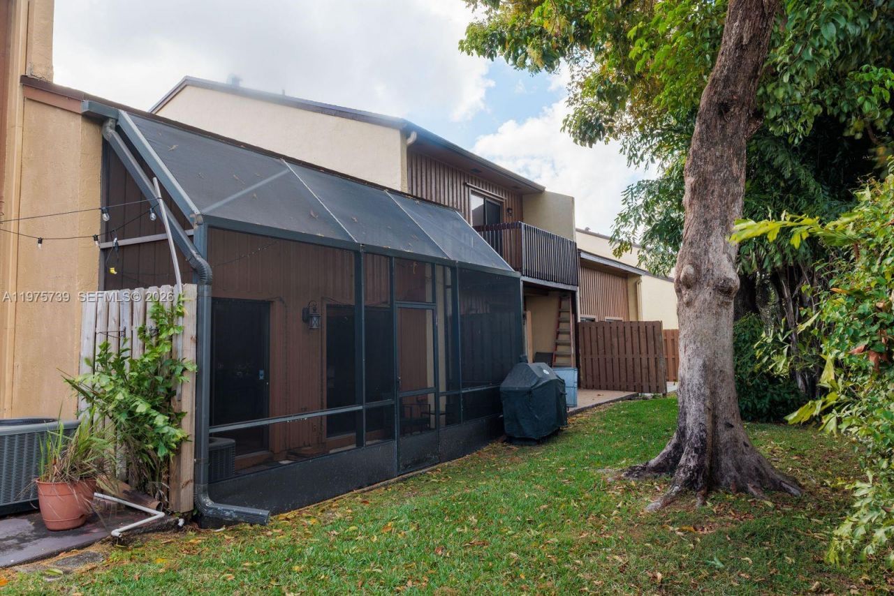 4169 S Pine Island Rd , Davie, FL 33328 Photo