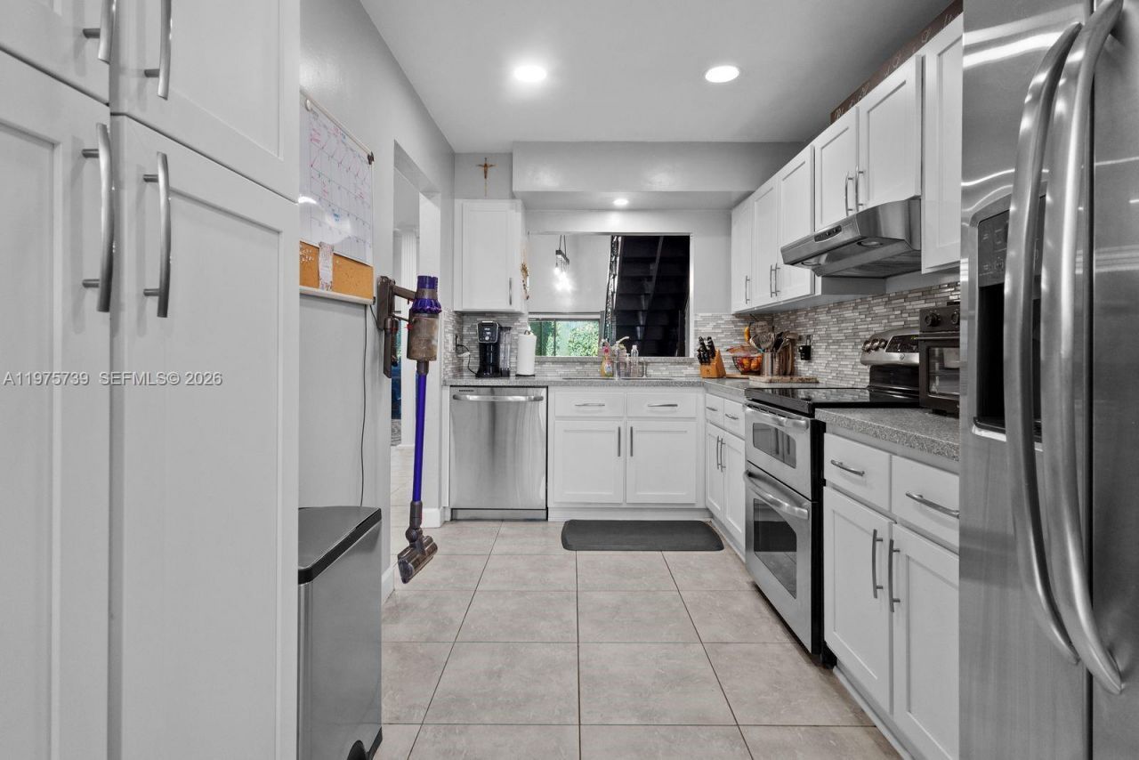 4169 S Pine Island Rd , Davie, FL 33328 Photo