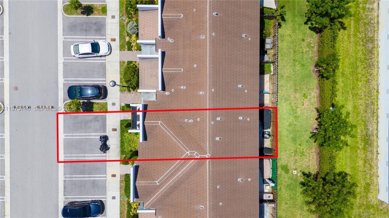 21018 NE 8th Ave, Unit 21018, Miami, FL 33179 Photo