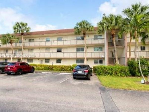1701 NW 75th Ave, Unit 208, Plantation, FL 33313
