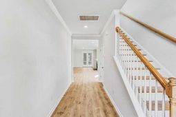 108 Brant Drive photo 4