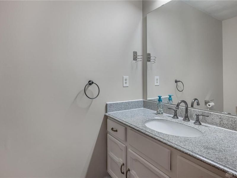 9095 S Normandy Lane, Dayton, OH 45458 Photo 20