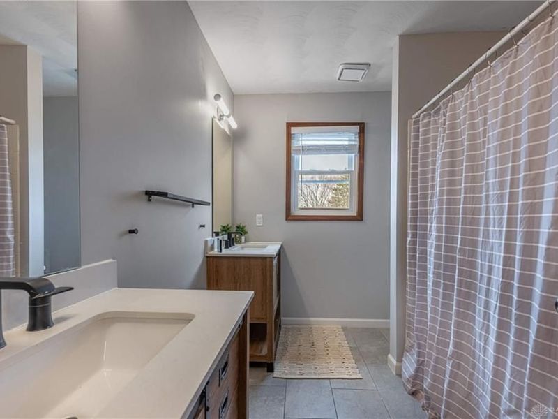 9095 S Normandy Lane, Dayton, OH 45458 Photo 28