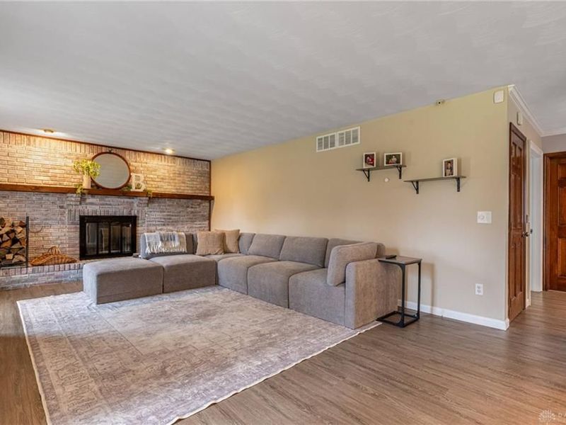 9095 S Normandy Lane, Dayton, OH 45458 Photo 6