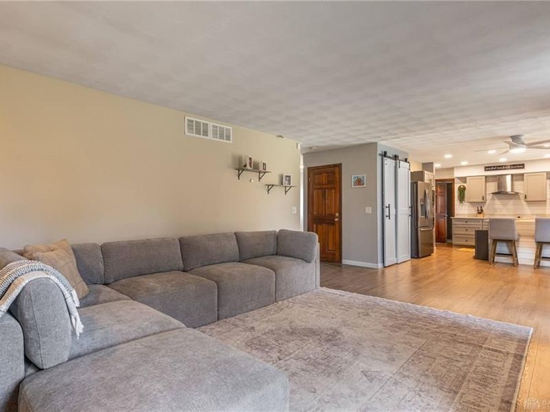 9095 S Normandy Lane, Dayton, OH 45458 Photo 9