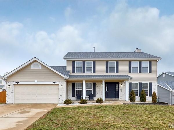 956 Searle Court , Wentzville, MO 63385