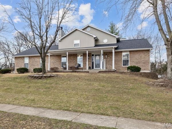 1956 Woodland Court, Wentzville, MO 63385
