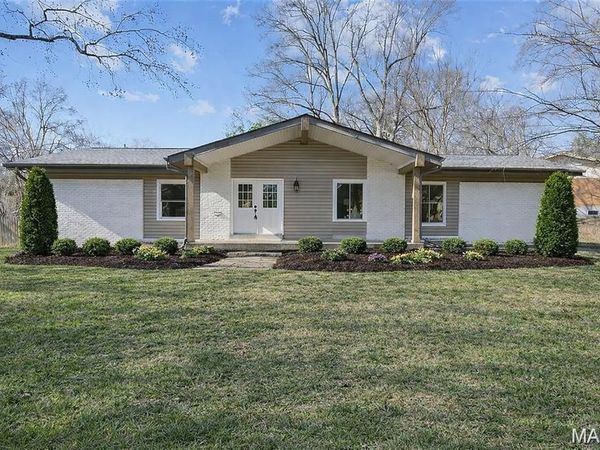 170 Saddleford Drive, Chesterfield, MO 63017