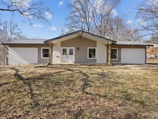 170 Saddleford Drive, Chesterfield, MO 63017
