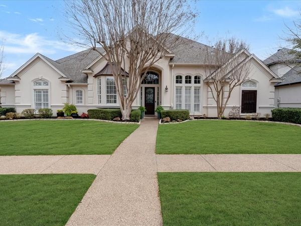 1002 Lakeridge Court, Colleyville, TX 76034