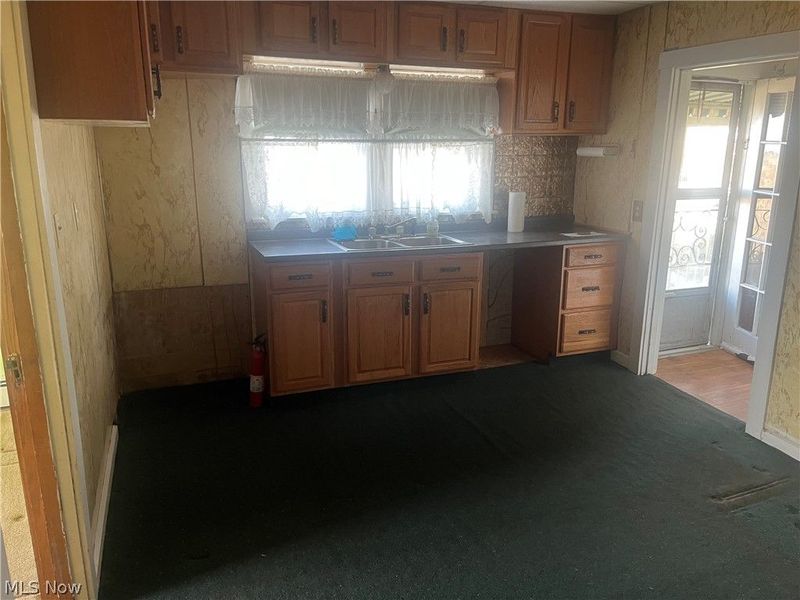 1216 Cisler Drive, Marietta, OH 45750 Photo 6