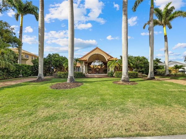 1749 SANDALWOOD DRIVE, SARASOTA, FL 34231