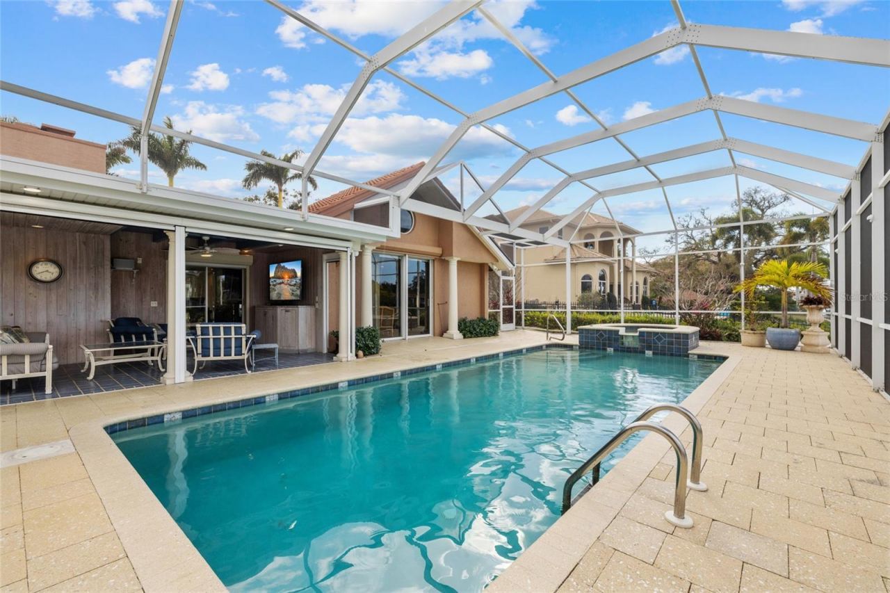 1749 Sandalwood Drive, Sarasota, FL 34231 Photo