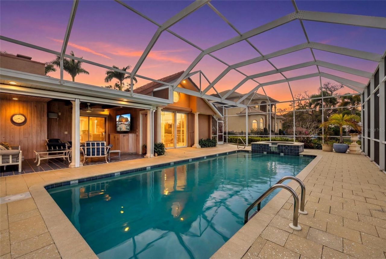 1749 Sandalwood Drive, Sarasota, FL 34231 Photo