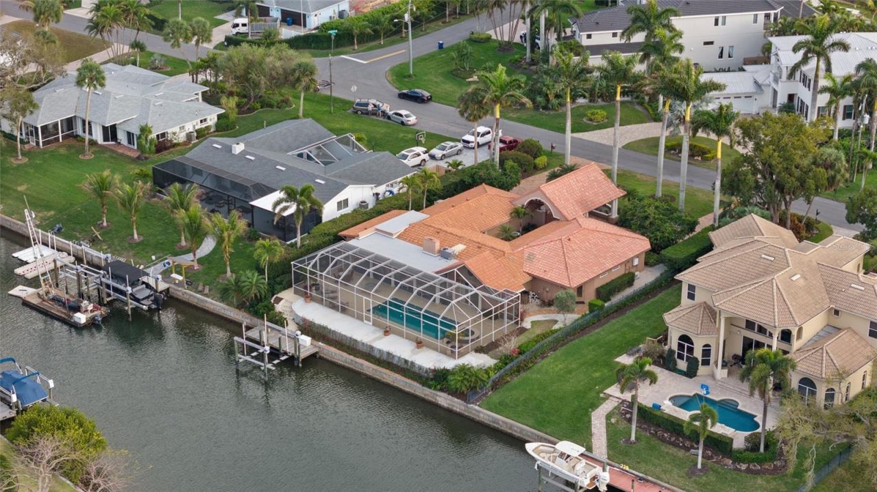 1749 Sandalwood Drive, Sarasota, FL 34231 Photo