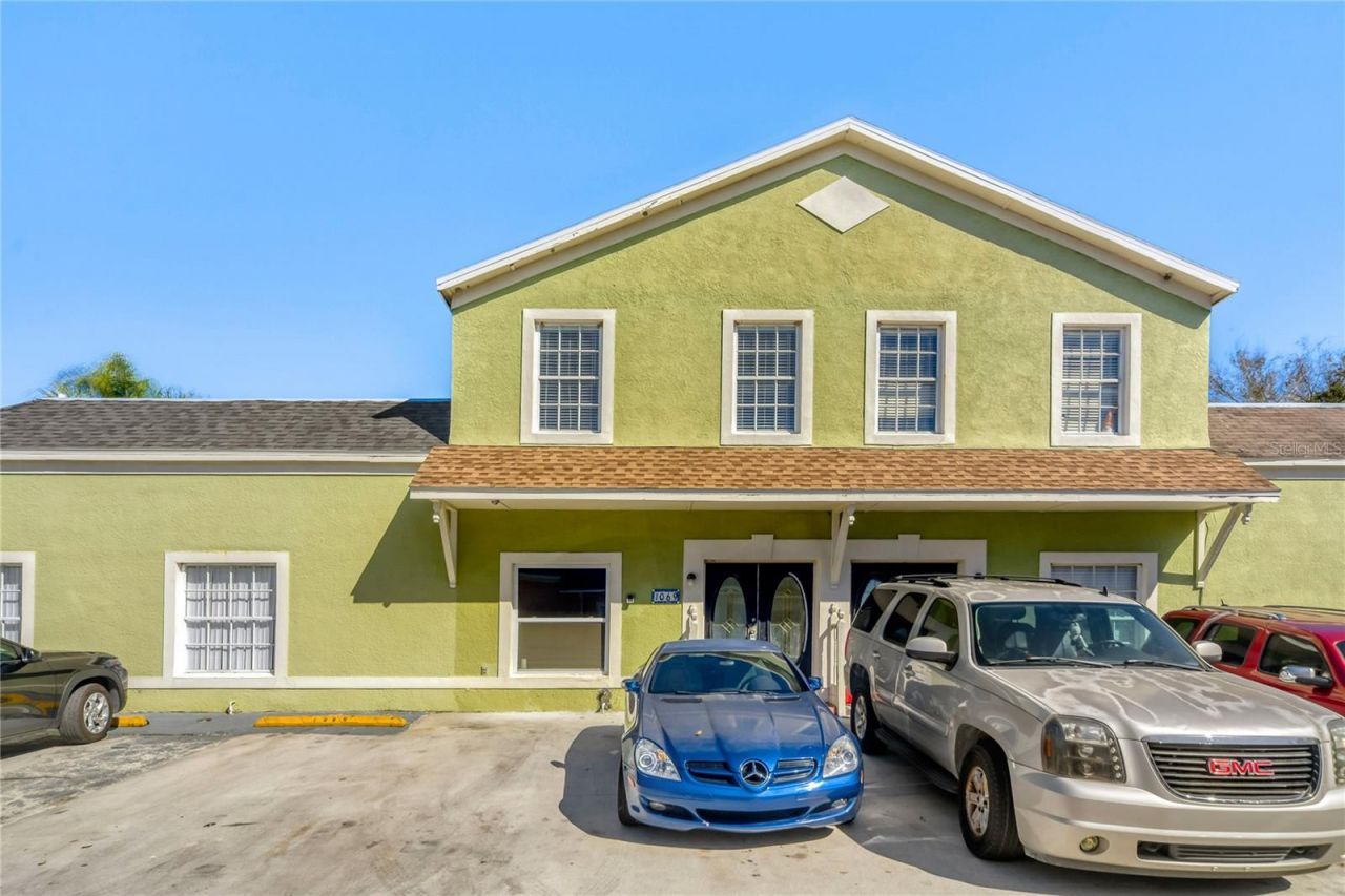 1069 Universal Rest Place, Kissimmee, FL 34744 Main Photo