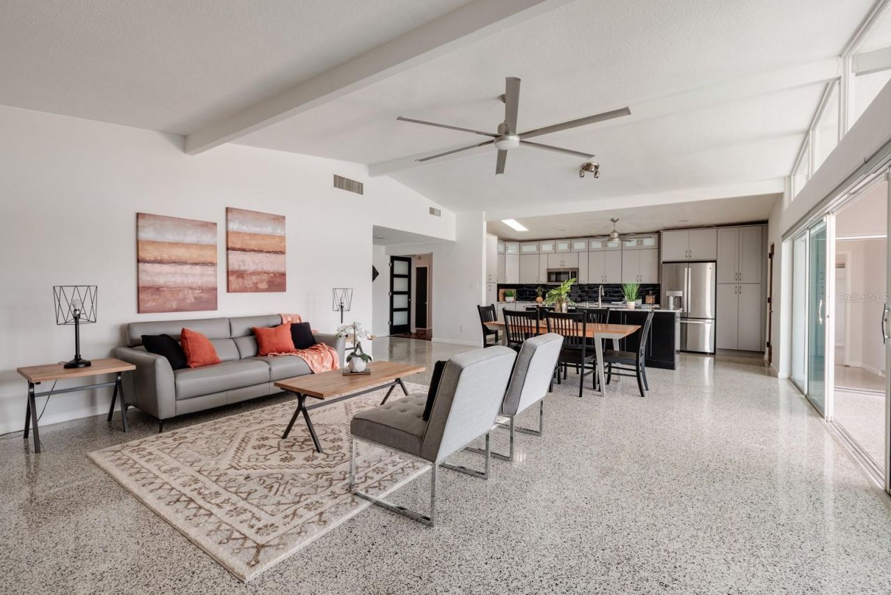 263 87th Avenue N, Saint Petersburg, FL 33702 Photo